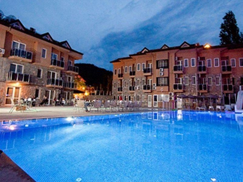 פאטהיה Flora Palm Resort מראה חיצוני תמונה