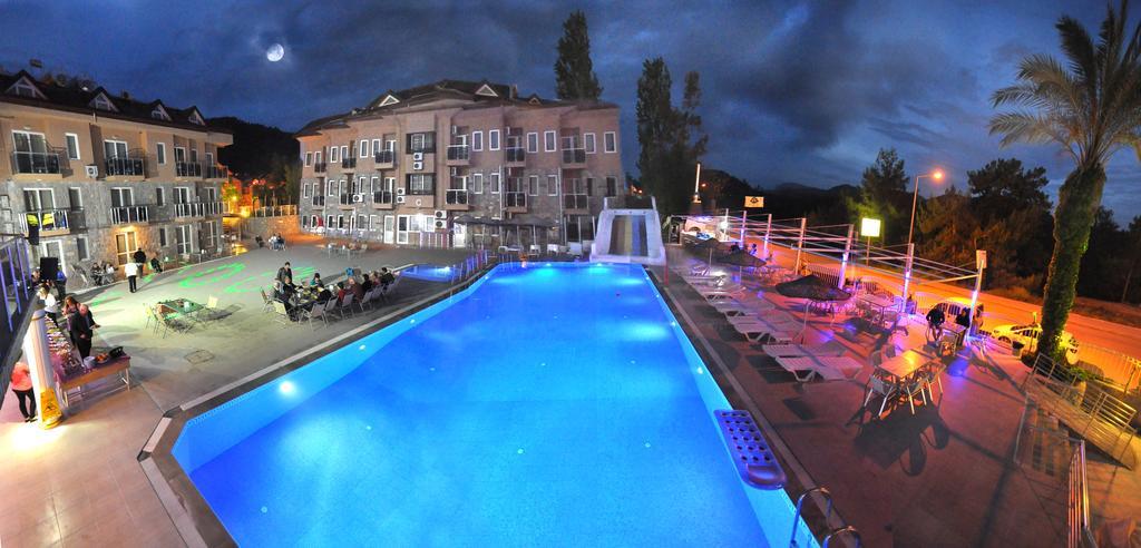 פאטהיה Flora Palm Resort מראה חיצוני תמונה